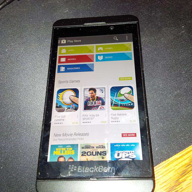 Google Play Store on Blackberry Z10 3