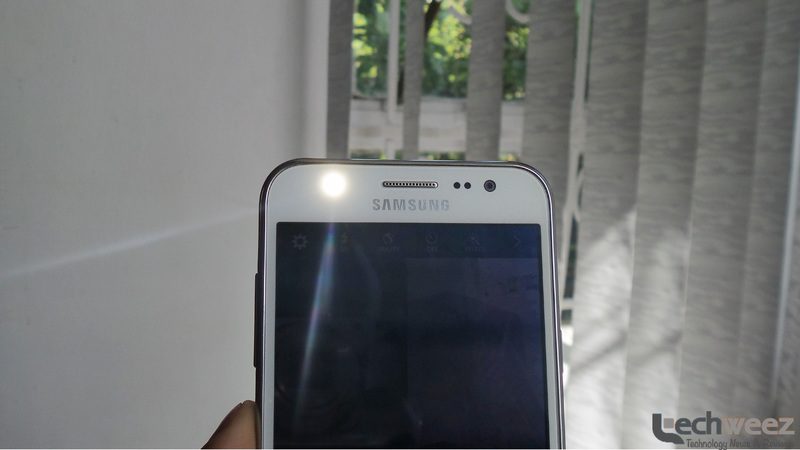 Samsung_Galaxy_J5_2