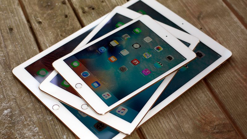 We Could See a New iPad Lineup and a Red iPhone 7 in March