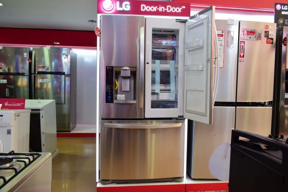 LG Door-in-Door Model 3
