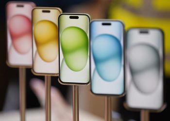 Why is Apple Always Late With New iPhone Features?