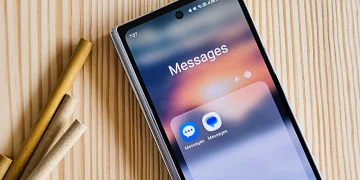Google-messages-versus-samsung-messages