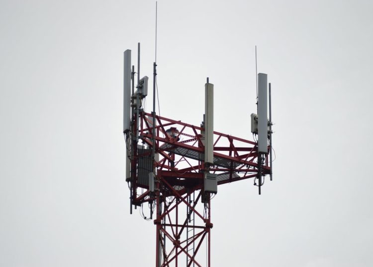 the process of setting up an Internet service provider (ISP) in Kenya