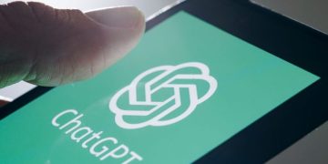 How AI and ChatGPT Makes Money With No Ads