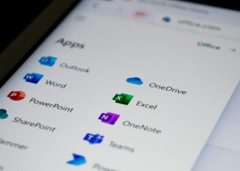 Microsoft 365 Outage Disrupts Teams, Outlook, and Cloud Services
