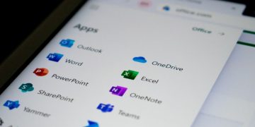 Microsoft 365 Outage Disrupts Teams, Outlook, and Cloud Services