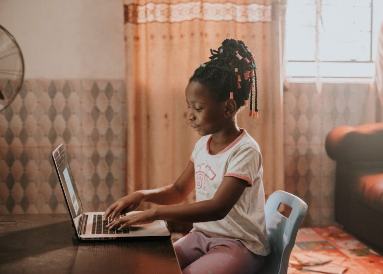 Mobile Phones Reach Most Kenyans, but Internet Access Remains Limited