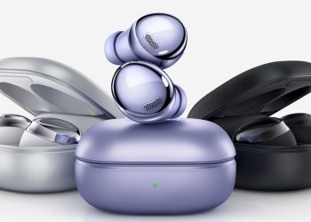Samsung Galaxy Earbuds with Bluetooth Technology