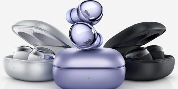 Samsung Galaxy Earbuds with Bluetooth Technology