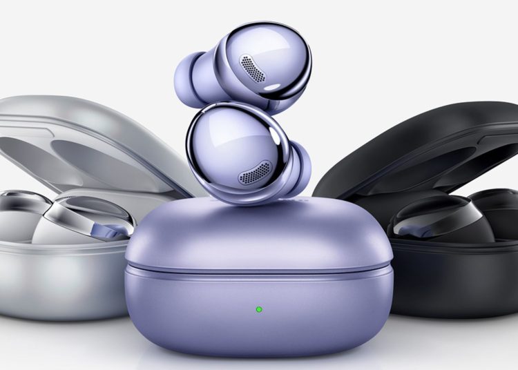 Samsung Galaxy Earbuds with Bluetooth Technology