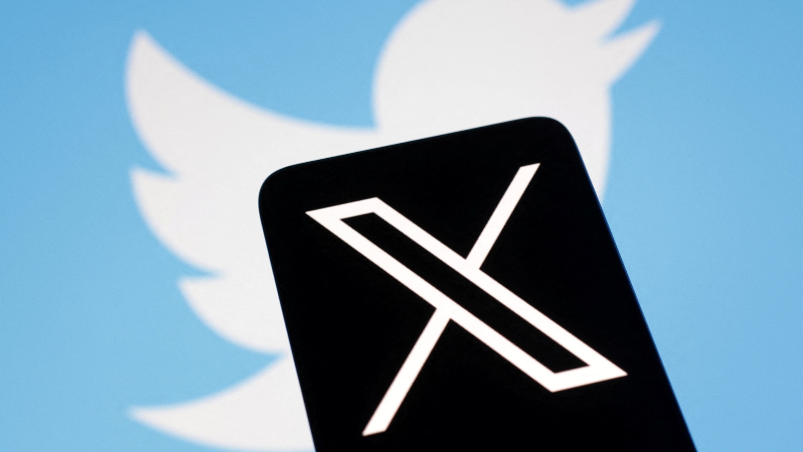 The End of #Sponsored? Musk Bans Hashtags in X Ads