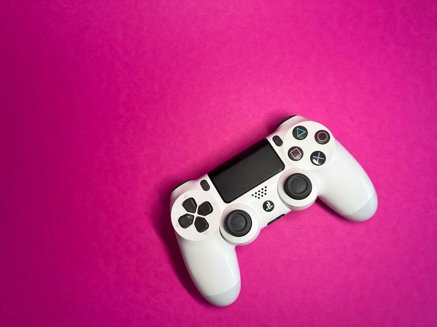 D:\Справи\Pics\Esport\igor-karimov-Z-QzjeLzKiI-unsplash.jpg