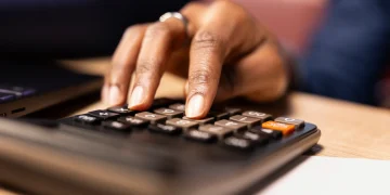 Apps Like Uber and Glovo to Pay 16% VAT on Every Ride