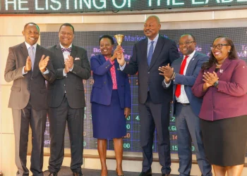 From Left: Donald Warutere, Director, Market Operations, CMA, Donald Wangunyu, chairman KASIB, EABL Group CEO & MD, Jane Karuku, EABL Chairman, Dr. Martin Oduor-Otieno, NSE CEO, Frank mwiti and EABL Group CFO Risper Ohaga during the bell ringing ceremony for the new Medium-Term Note at Nairobi Securities Exchange