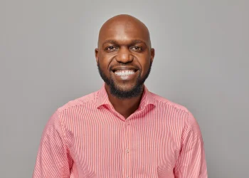 Tanzanians on X are honoring CNN's Larry Madowo by making him their profile picture