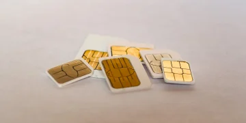Multiple sim cards of different types