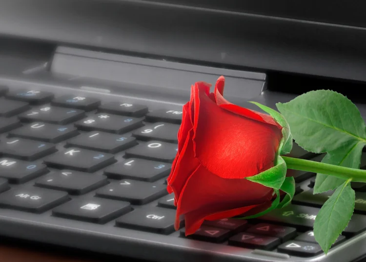 Valentine's Tech Gifts for Him/Her