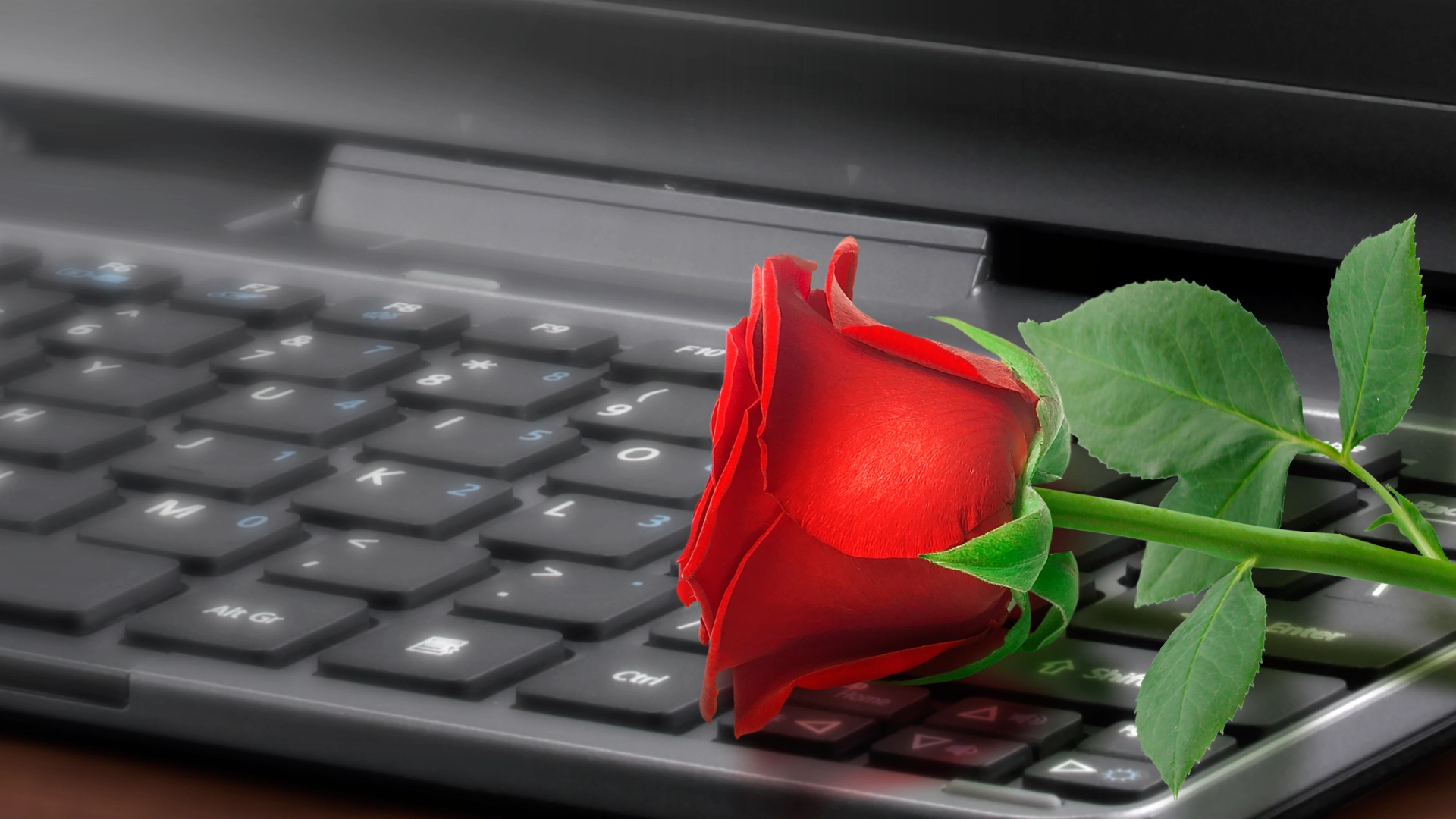 10 Best Valentine’s Tech Gifts for Him/Her in 2026