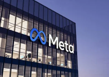 AI Push Fuels Tech Layoffs as Meta Plans 8,000 Cuts
