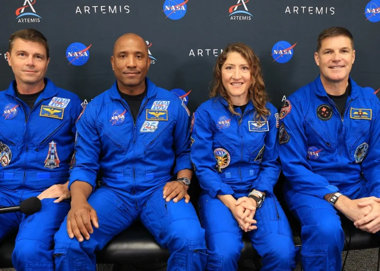 Artemis II crew